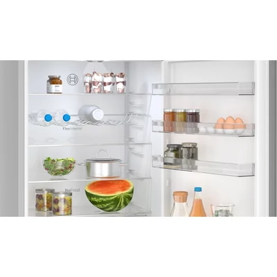 Bosch KGN49VICT szabadonálló, alulfagyasztós hűtőszekrény, 203 x 70 cm, Szálcsiszolt acél (ujjlenyomat-mentes), Total No Frost, 440 liter