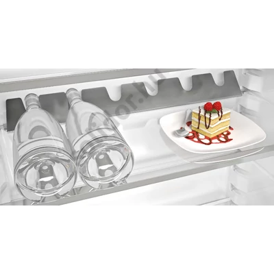Whirlpool SP40 812 EU 2 beépíthető alulfagyasztós hűtő Stop Frost